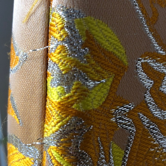 Opulent Brocade Ruffle statement cocktail dress - Picture 15 of 16